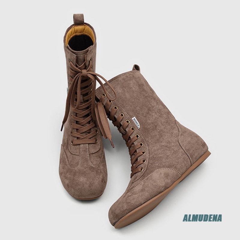 أحذية رجالية من الجلد المدبوغ  - مراجعة Street Fashion Winter 2026 وسعره