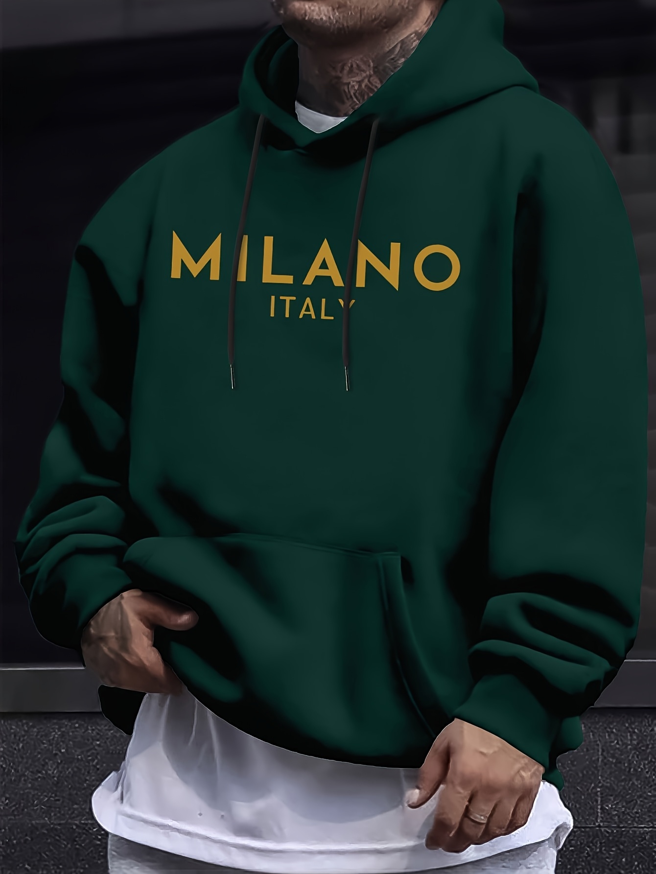 هودي ميلان للرجال والنساء، ستر - مراجعة Street Fashion In Milan وسعره