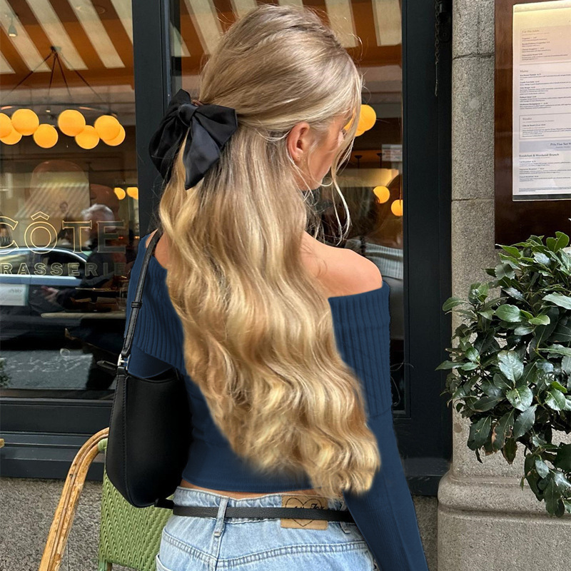 بلوزة نسائية عصرية بأكمام طويل - مراجعة Street Fashion Winter 2026 وسعره