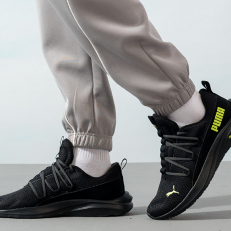 حذاء الجري للرجال من بوما 7/24 - مراجعة Puma Shoes Rs-X وسعره